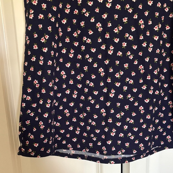 Pulse Women's Navy Floral Tank Top - Picture 6 of 8